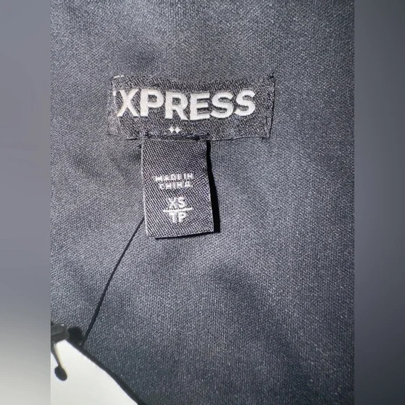 Express Black Sequin Aztec Mini Skirt XSmall NWT - Picture 4 of 5